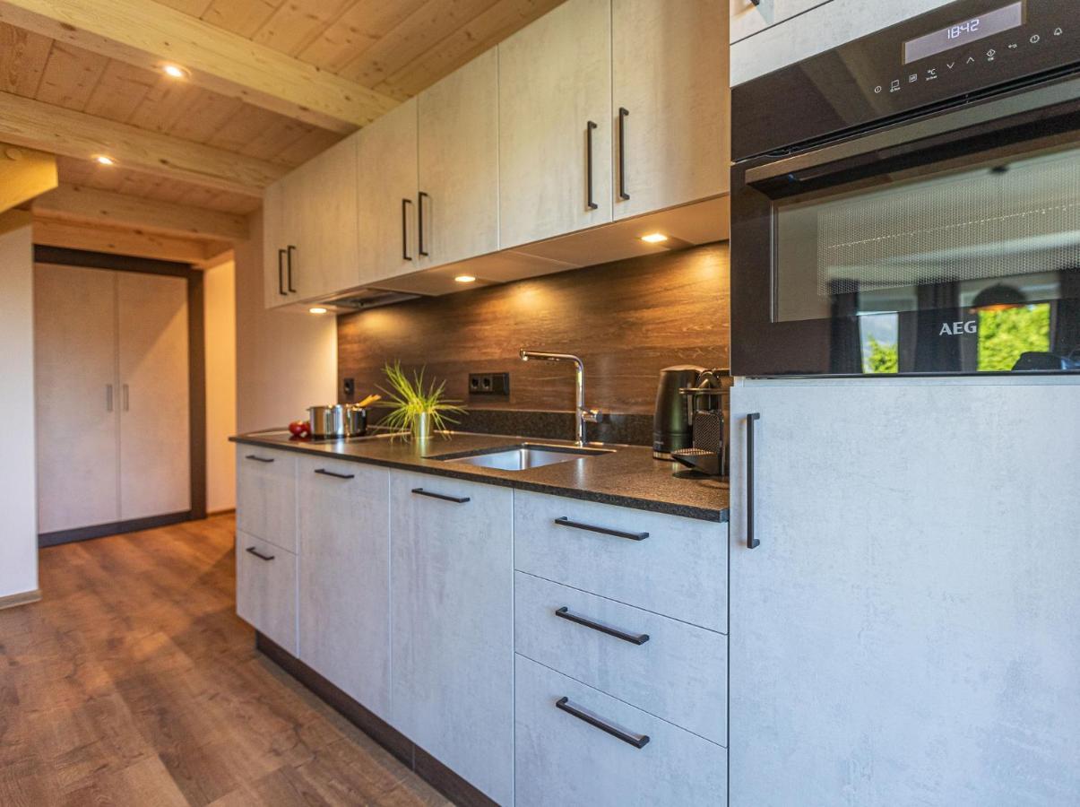 צל-אם-זי Tevini Boutique Suites By We Rent מראה חיצוני תמונה