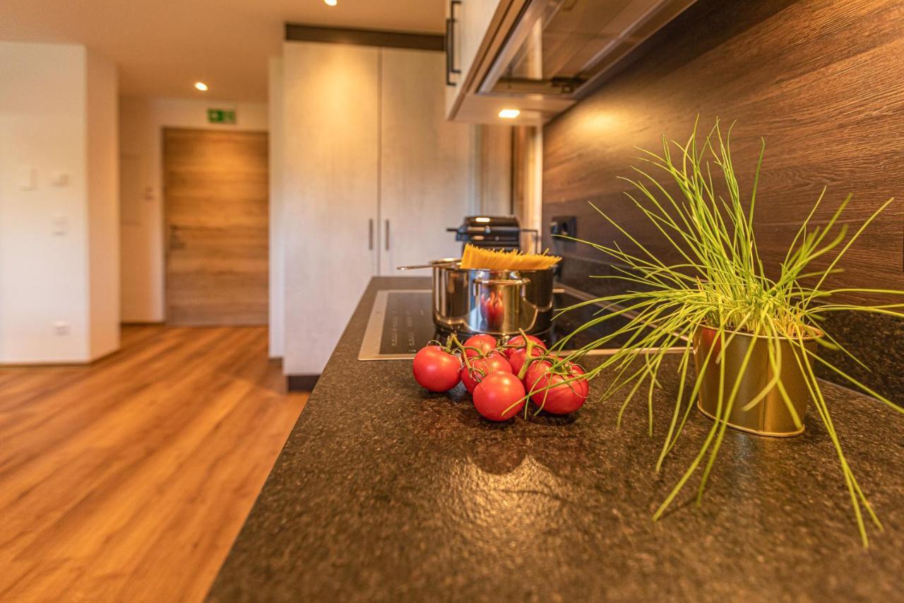 צל-אם-זי Tevini Boutique Suites By We Rent מראה חיצוני תמונה